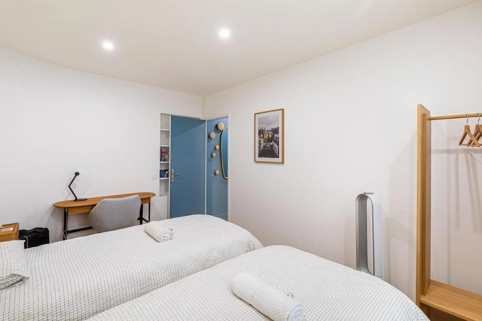 Guestready - Glamourous Getaway In The 20Th Arr. Paris 0*,