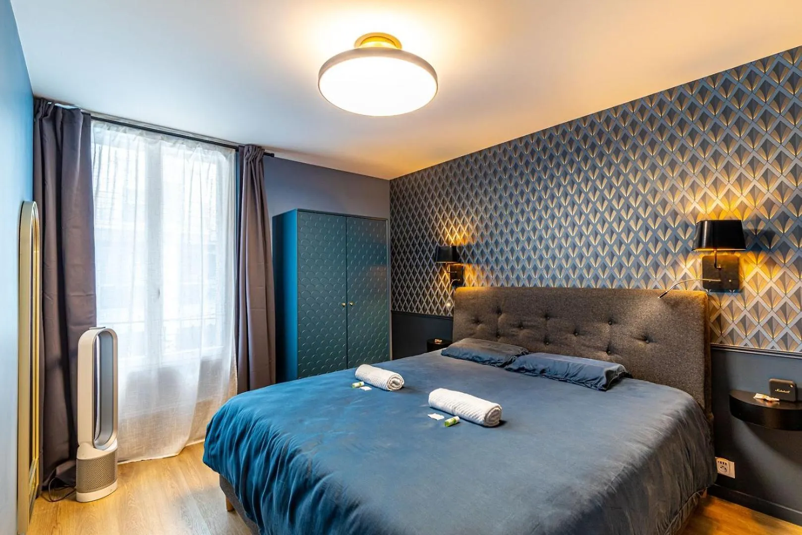 Guestready - Glamourous Getaway In The 20Th Arr. Paris France